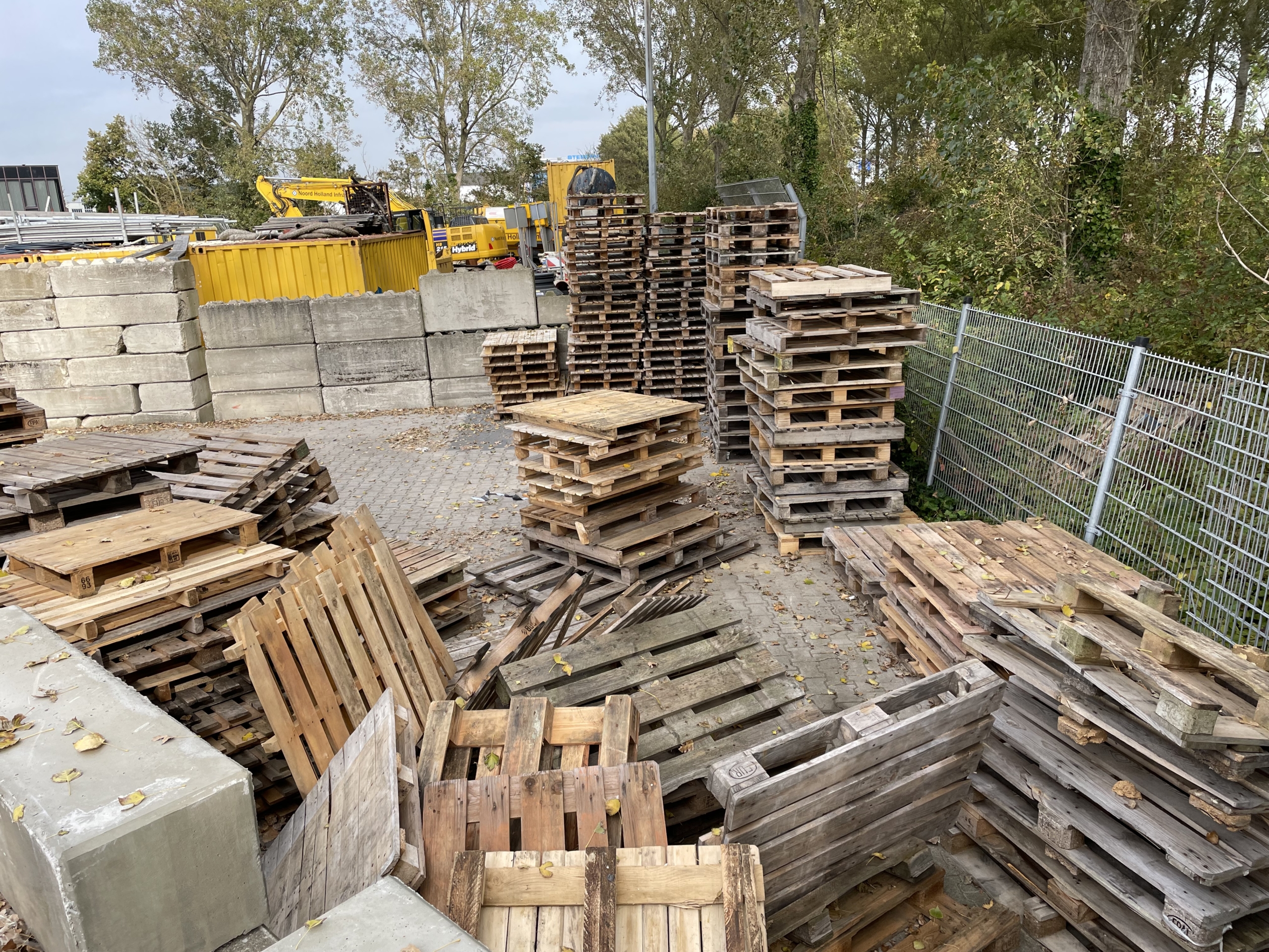 10.000.000+ houten pallets gaan jaarlijks op de brandstapel
